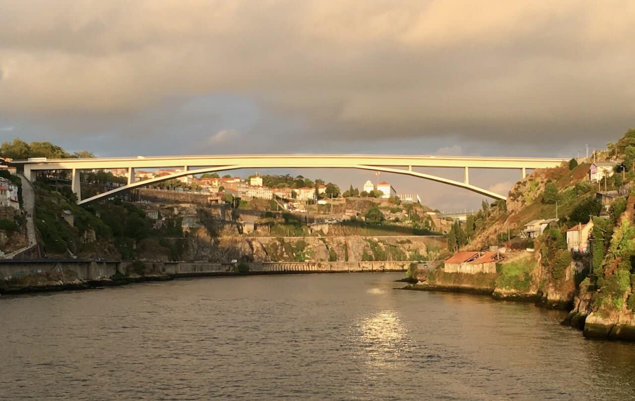 Infante D. Henrique Bridge, Porto