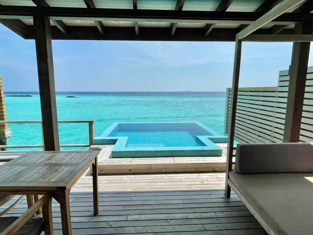 Villa pool