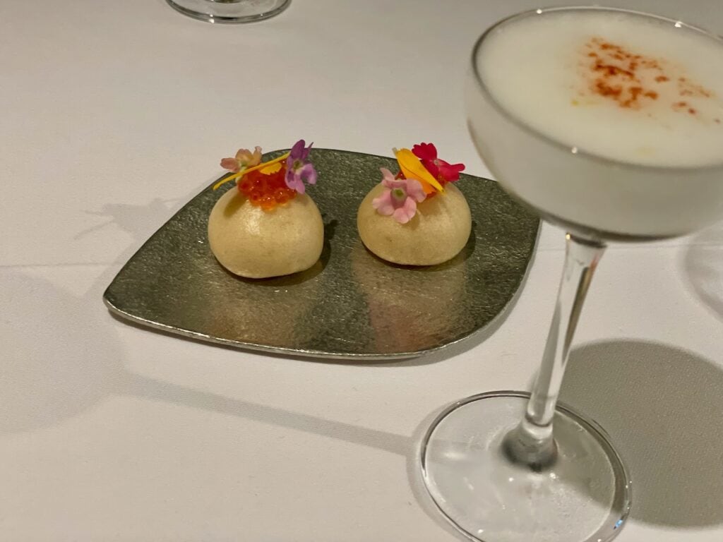 Amuse bouche and pisco sour at Belcanto in Lisbon