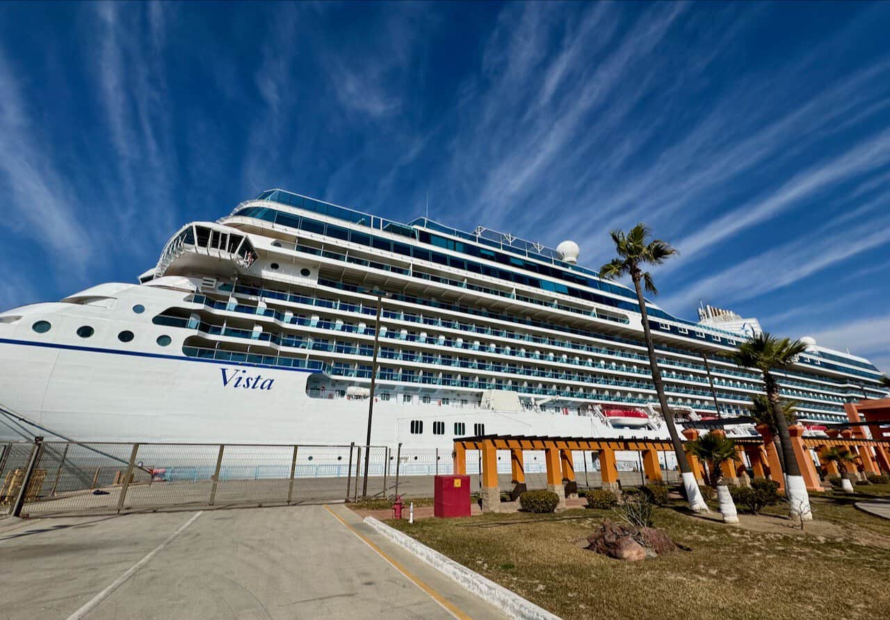 Oceania Vista in Ensenada, Mexico