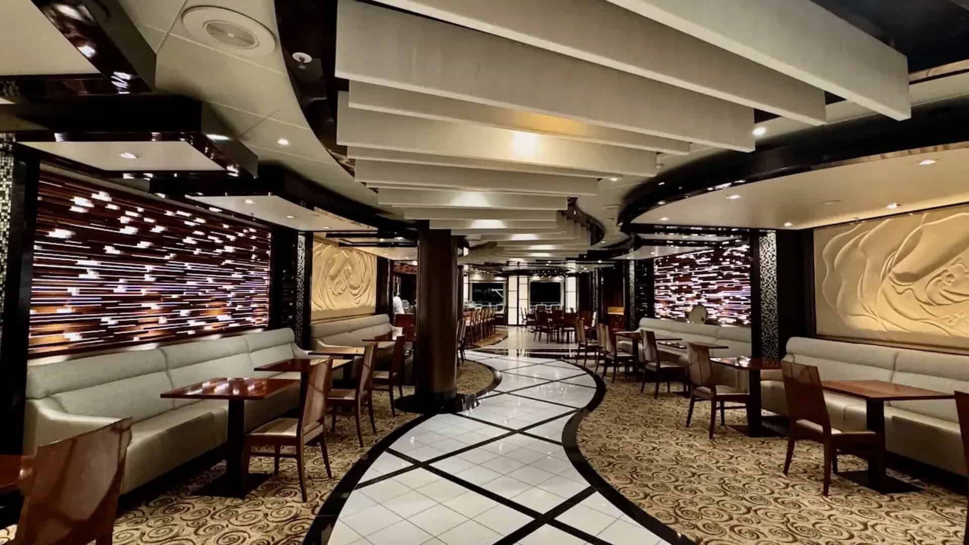 Interior decor and lighting on Diamond Princess