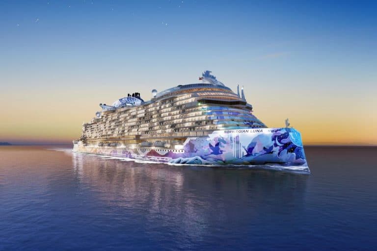 NCL Luna cruise ship